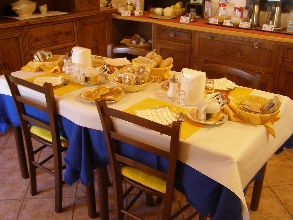 L'Antico Borgo Rooms Rental Caprie Exterior photo