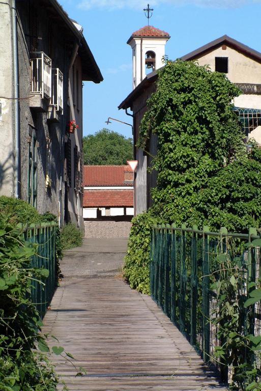 L'Antico Borgo Rooms Rental Caprie Exterior photo